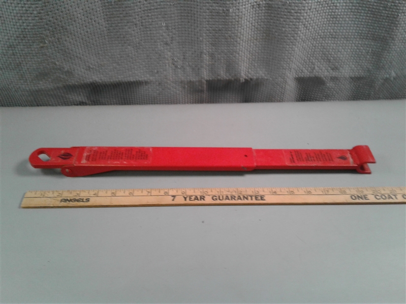 Adjustable Operating Wrench