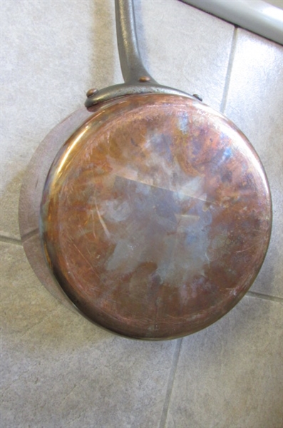 E. Dehillerin Paris Copper Pot- France