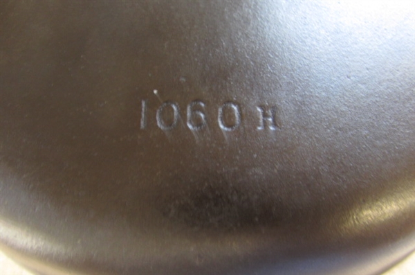 Cast Iron Wagner Ware Sidney -O- #10