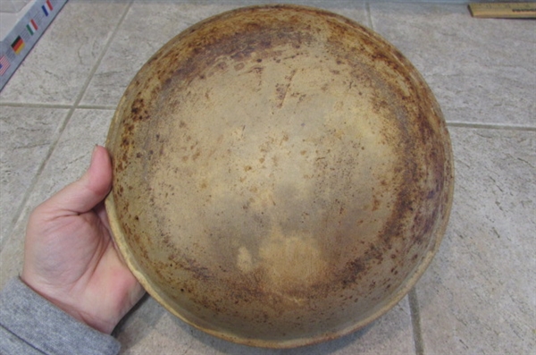 Stoneware Bowl & Serving Dishes