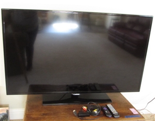 Samsung 50" Flatscreen TV W/Roku