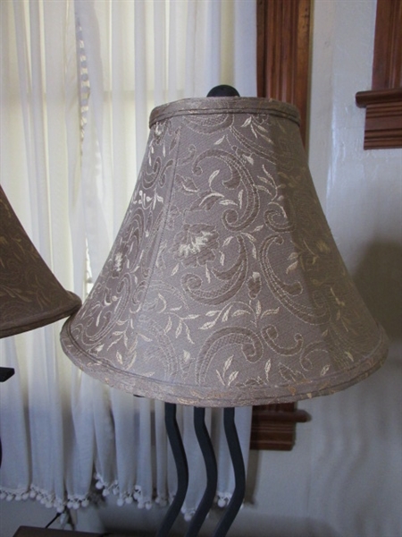 Pair of Table Lamps w/Metal Vases