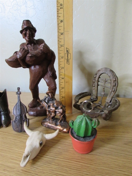 Western Decor/Statues