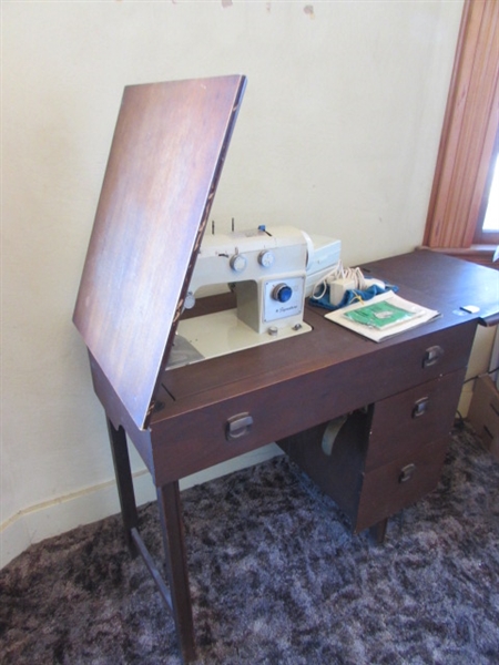 Vintage Signature Sewing Machine In Cabinet