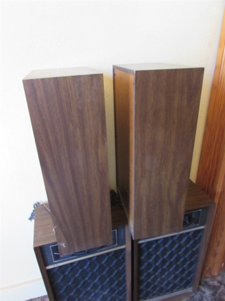 Vintage Montgomery Ward Speaker Set