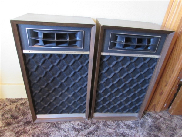 Vintage Montgomery Ward Speaker Set