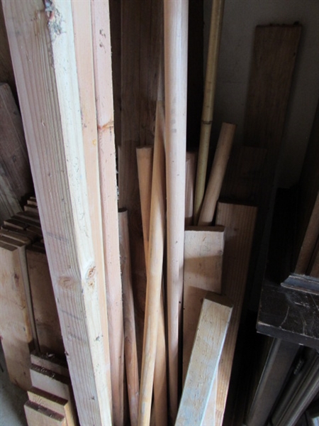 Various Pieces of Wood & Plywood.