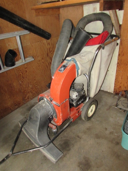 Montgomery Ward Lawn Vacuum/Blower