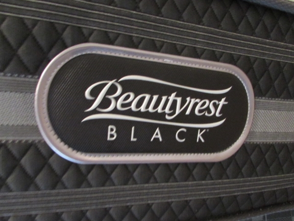Queen Size BeautyRest Black Mattress, Box Springs and Mattress Cover
