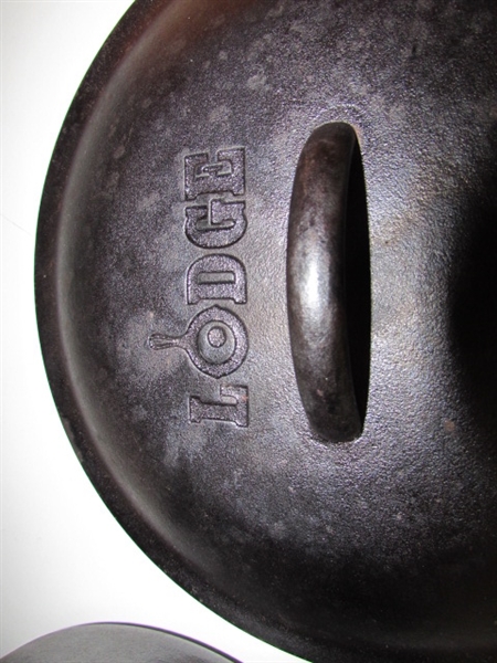 Lodge Cast Iron Dutch Oven 10 1/4- 8