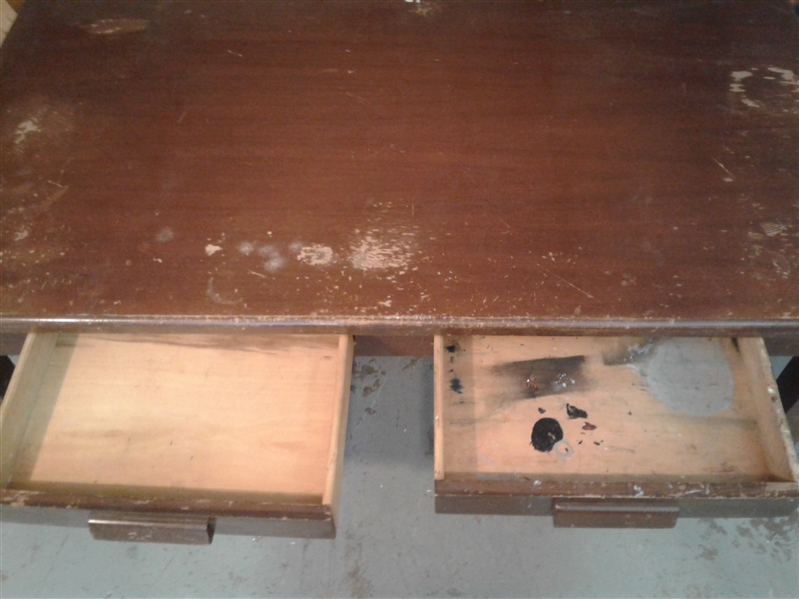 Desk Table w/2 Drawers