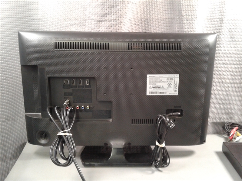 Samsung 24 Flat Screen TV & Sony DVD Player