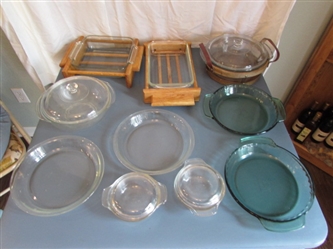 Pyrex and Anchor Glassware W/Wood Carriers