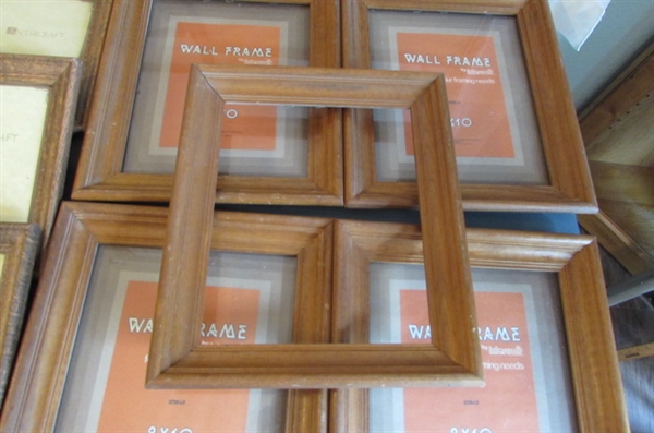 Wood Picture Frames in Various Sizes