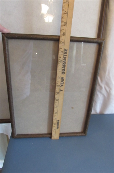 Wood Picture Frames in Various Sizes