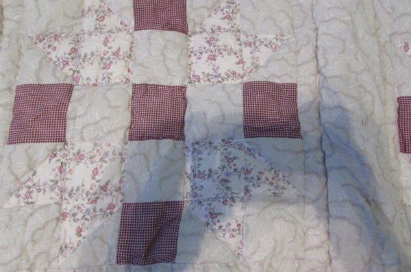 2 Quilts and 2 Pillows