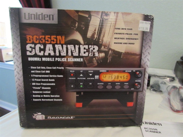 Uniden Bearcat Scanners and VTG Realistic Scanner