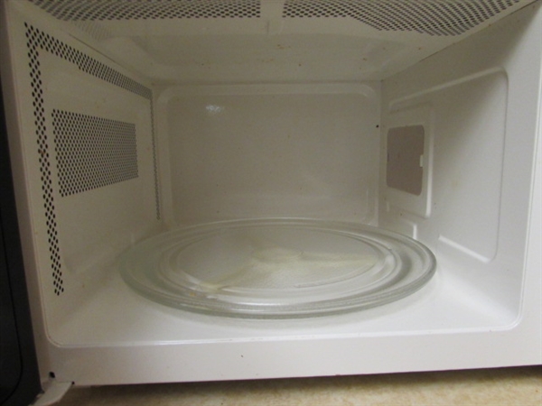 SHARP CAROUSEL MICROWAVE