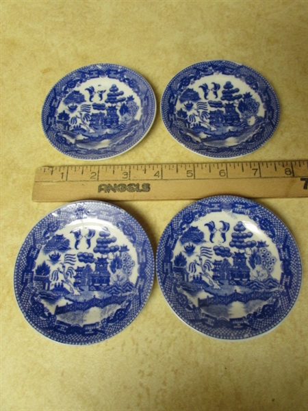 VINTAGE/ANTIQUE MINIATURE TEA SET W/EXTRAS