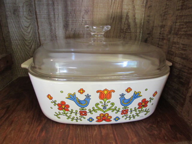 Lot Detail - COUNTRY FESTIVAL - CORNINGWARE BAKEWARE