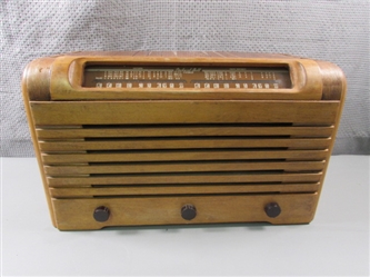 Vintage Packard-Bell Stationized Radio