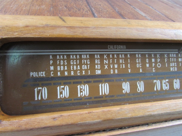 Vintage Packard-Bell Stationized Radio