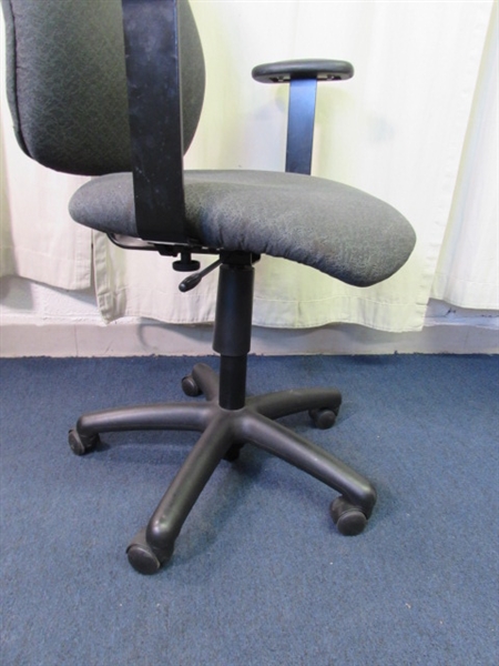 Adjustable Height Rolling Office Chair