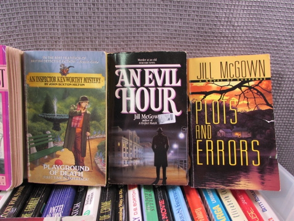 Large Lot of Books: Mysteries