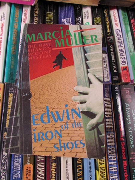 Large Lot of Books: Mysteries