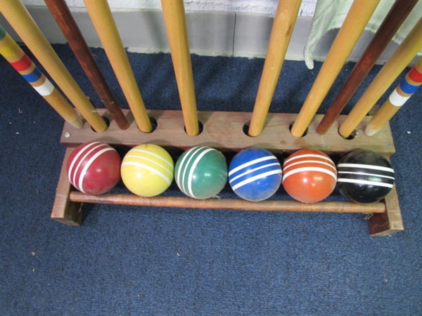 Croquet Set w/Stand.