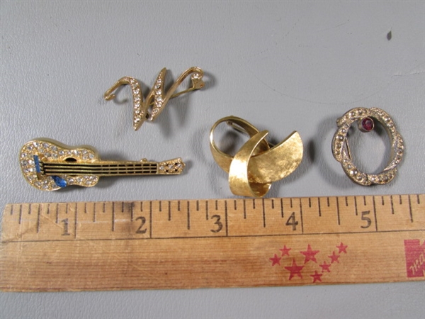 Hat Pins, Hair Pin, & Pins