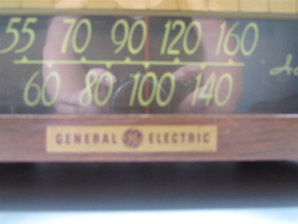 Vintage General Electric Model 410 Radio- Parts of Repair.