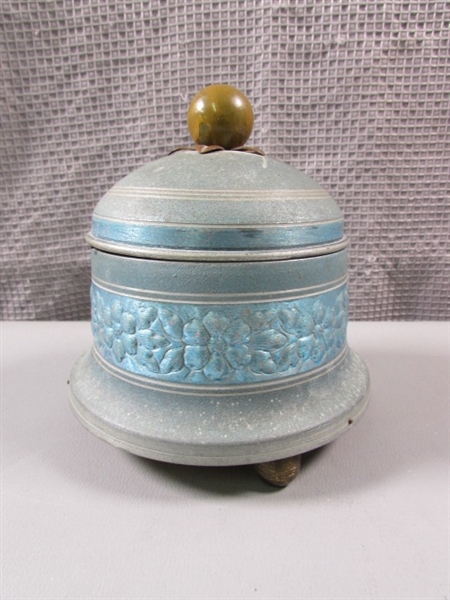 Antique Powder Makeup Music Box