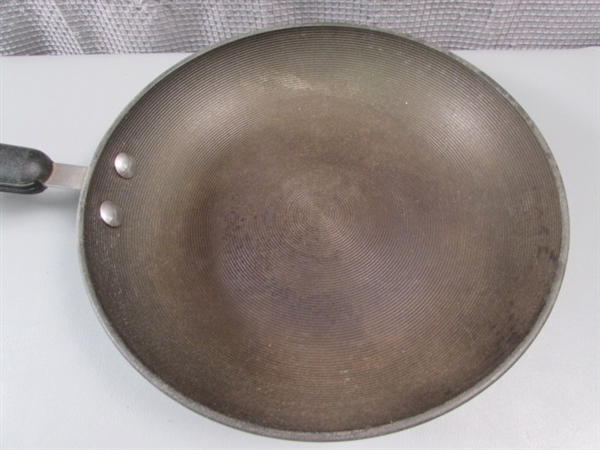 Circulon Non-Stick Pans and Pot