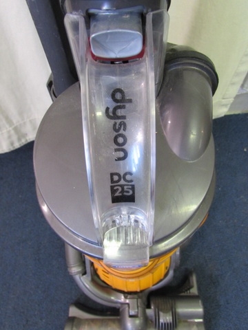 Dyson DC25 Upright Vacuum