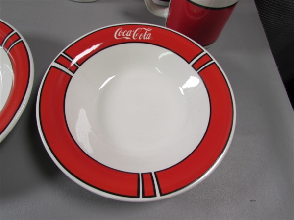 Coca-Cola 9 Piece Dinnerware Set