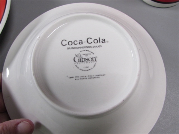 Coca-Cola 9 Piece Dinnerware Set