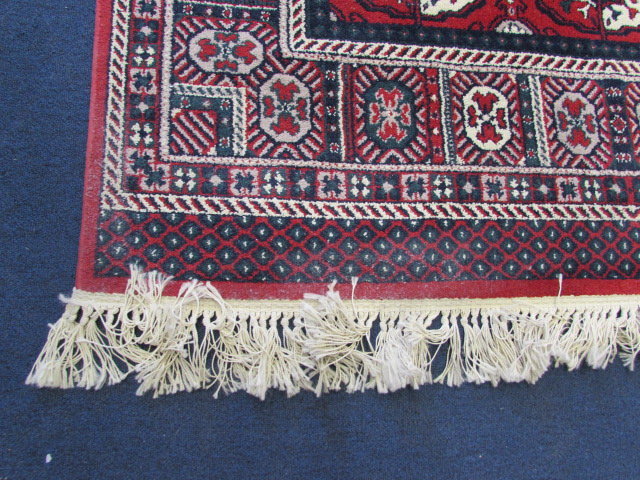 Lot Detail - 6' x 8' Area Rug