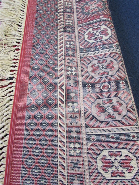 6' x 8' Area Rug