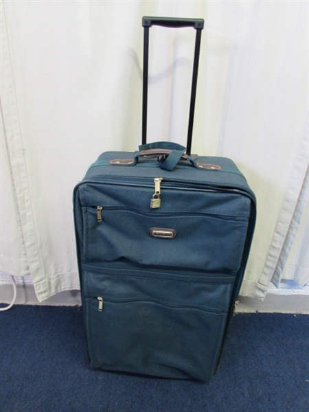 Jaguar Suitcase and Bag Set