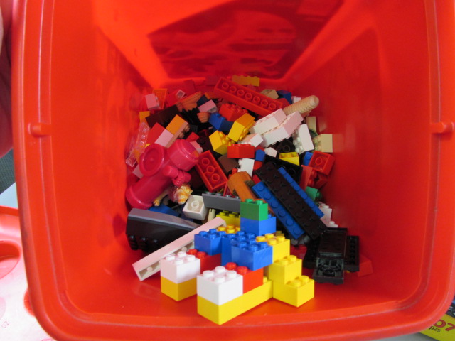 Lot Detail - 2 Tubs of Legos