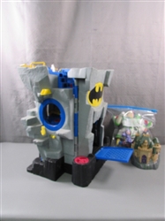 Batman and Harry Potter Play House Plus Figurines and Toys