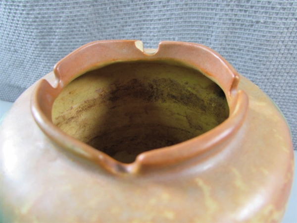 VTG Roseville Pottery Fuchsia Footed Vase