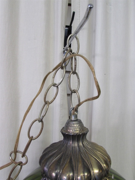 VINTAGE MCM SWAG HANGING GLASS LAMP W/DIFFUSER