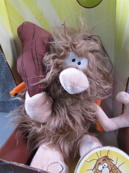 NEW-Hanna-Barbera Talking Plush Captain Caveman