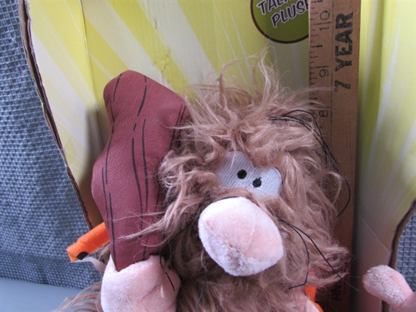 NEW-Hanna-Barbera Talking Plush Captain Caveman