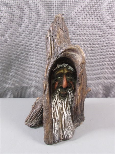 CARVED WOOD LOOK CANDLE