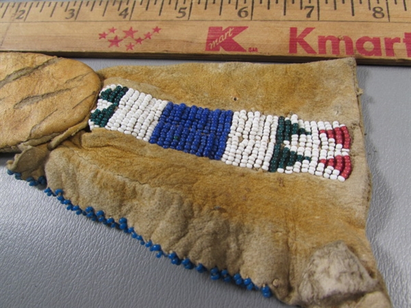 2 MINIATURE NATIVE AMERICAN CRADLES, AND SUEDE BEADED BABY SHOES