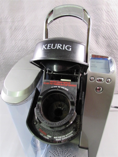 KEURIG SINGLE CUP COFFEE BREWER