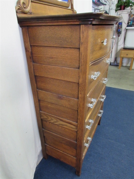 ANTIQUE OAK HIGHBOY DRESSER